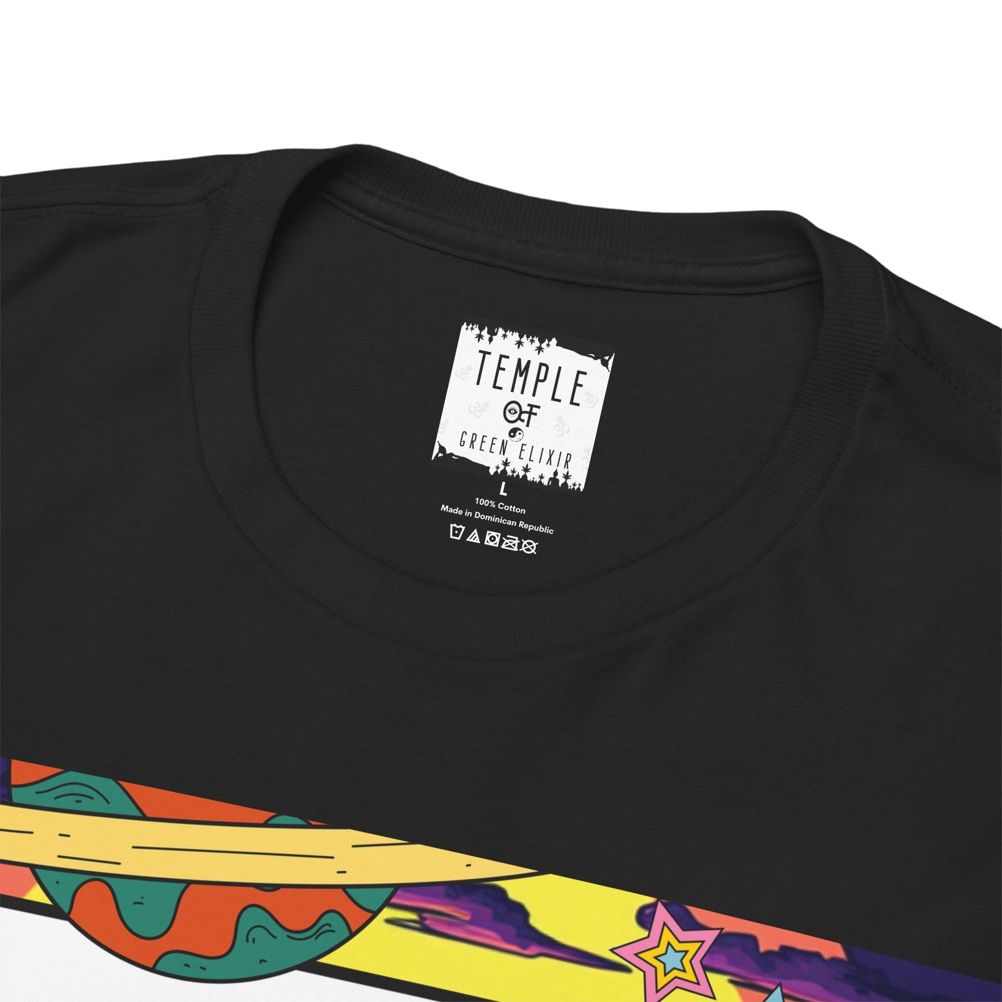 Temple of green Elixir Drucklabel in der innerseite von schwarzem ADHD 420 Area Stonerius Calius Edition T-shirt
