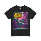 Schwarzes T-Shirt Animal Tsunami von Temple of Green Elixir. Das Design zeigt einen Surfer mit einer japanischen Fuchsmaske, der auf einer großen Welle aus lila Cannabis-Pflanzen reitet.