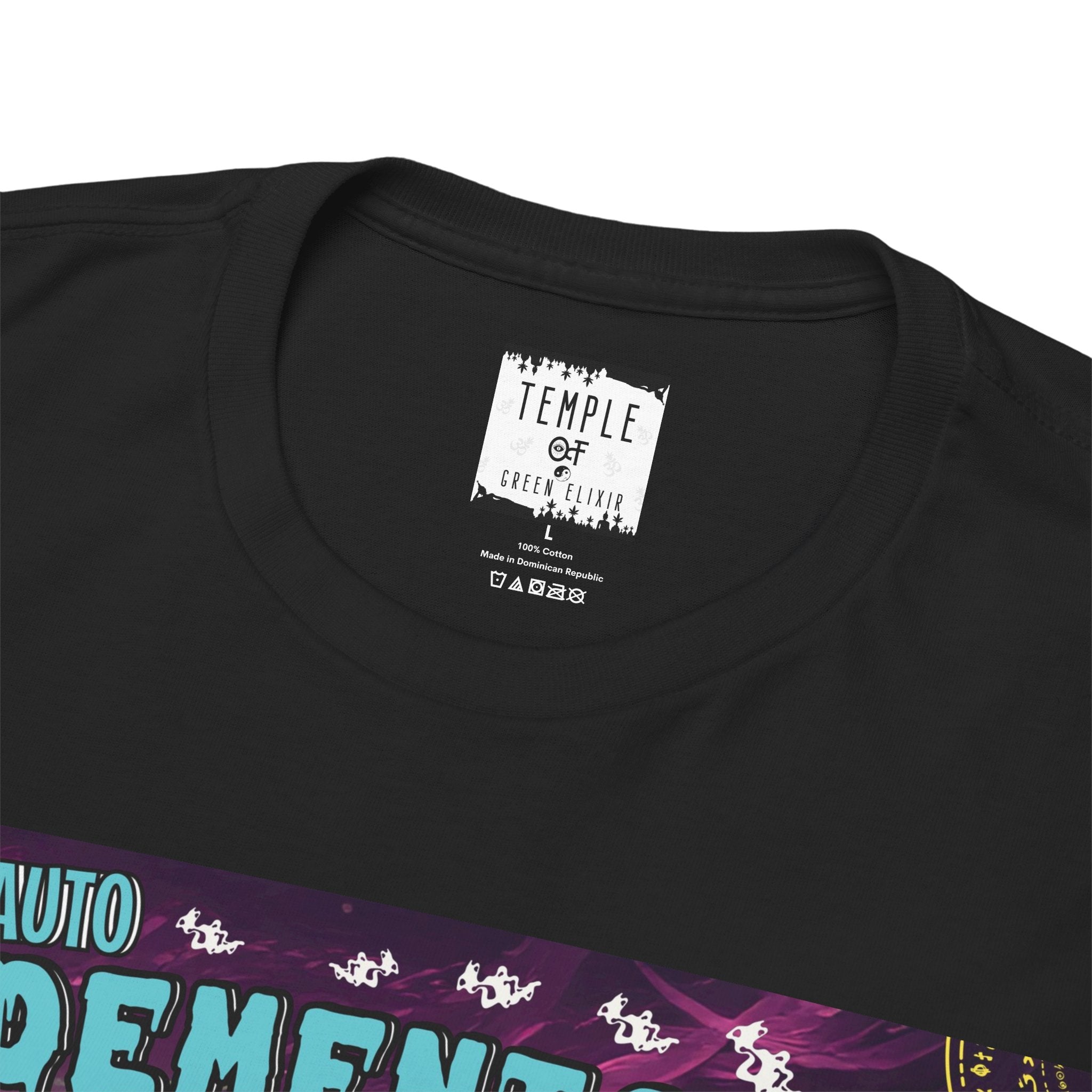 Das Nackenlabel dient nicht nur als Echtheitszertifikat für dein "Temple of Green Elixir" Shirt, sondern gibt dir auch die notwendigen Pflegehinweise, damit du lange Freude an den leuchtenden Farben des "Limited Edition"-Drucks hast.﻿ Dementol - Illuminati Lost Seeds T-shirt﻿ von Temple of Green Elixir
