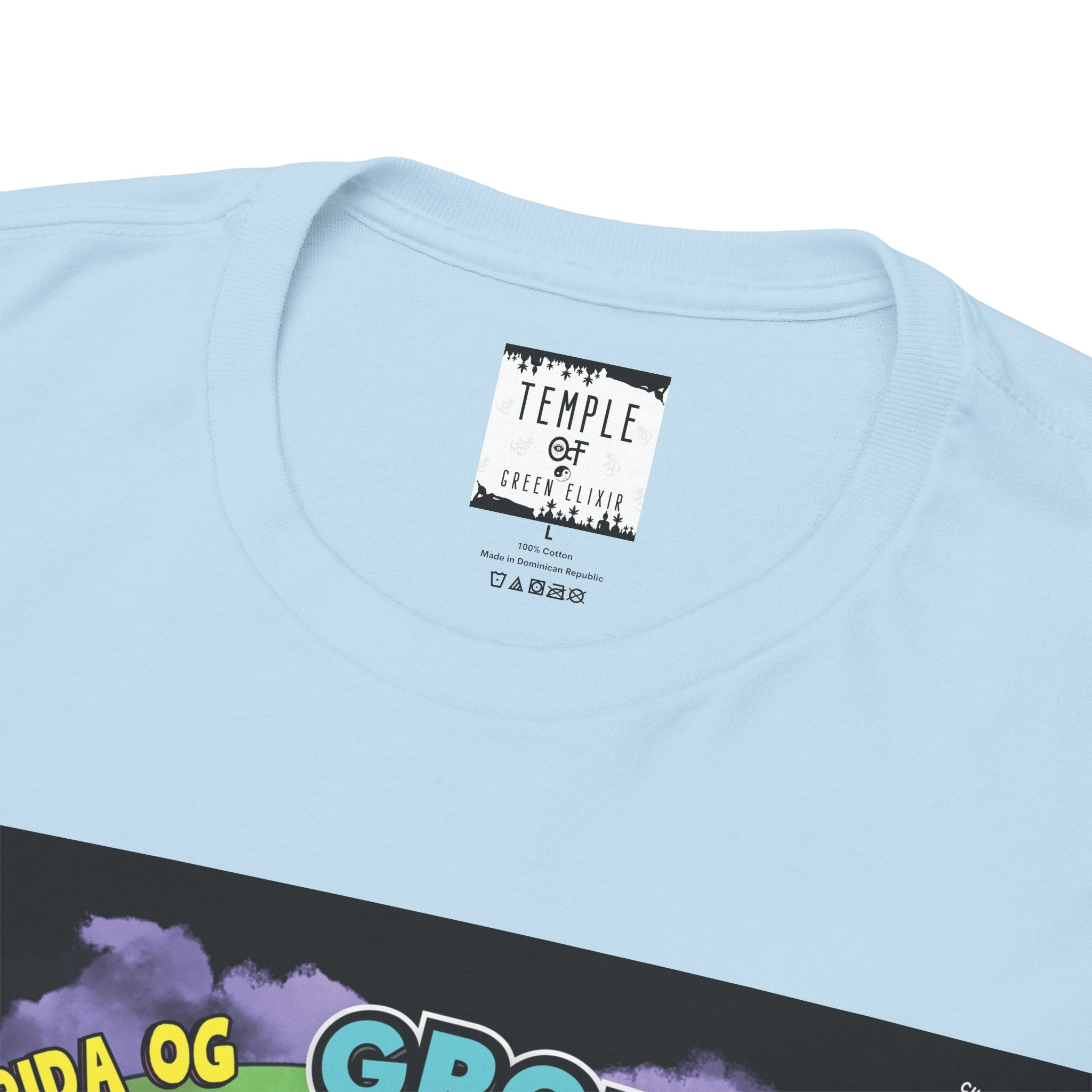 Temple of green Elixir Drucklabel in der innerseite vom blaue T-shirt