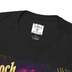 Nahansicht des Kragenbereichs des Enoch - Illuminati Lost Seeds T-shirt﻿s von Temple of Green Elixir. Das weiße Label der Marke "Temple of Green Elixir" ist deutlich sichtbar und listet Material (100% Baumwolle) und Herstellungsort auf.﻿