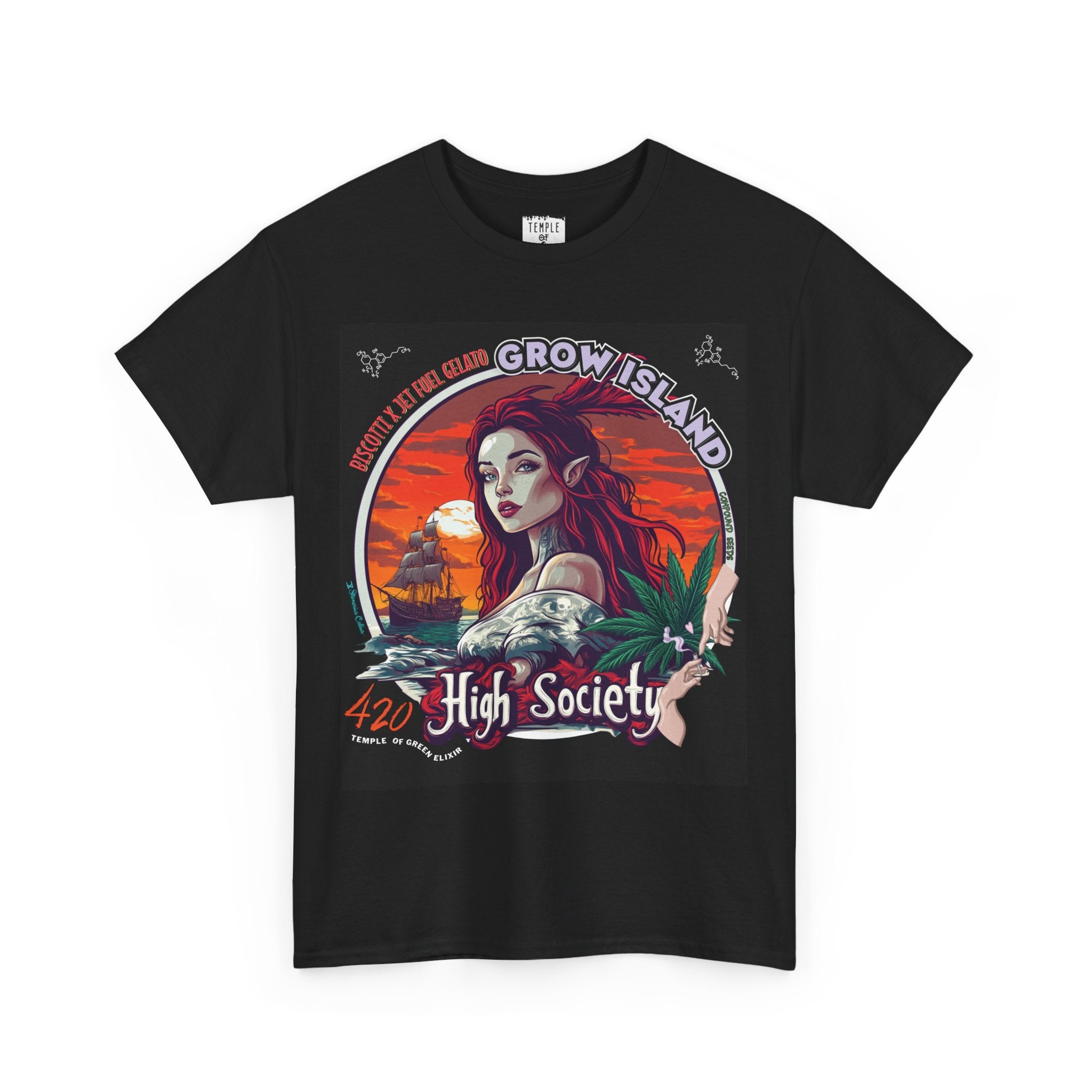 High Society T-shirt schwarz. Design: Am Horizont, in den Rot- und Orangetönen des Sonnenuntergangs, nähert sich ein altes Segelschiff, während am Ufer eine Meeres-Sirene mit langem, feuerrotem Haar und spitzen Ohren steht – in ihrem Blick liegen alle Geheimnisse des Meeres. Neben ihrem Arm symbolisieren Cannabisblätter und feiner Rauch die Genüsse des Lebens und das Gefühl, zu den oberen Kreisen zu gehören. 