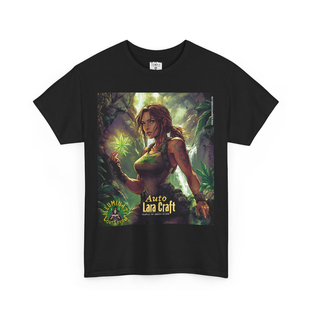 schwarzes Lara Craft T-Shirt von Temple of Green Elixir verkörpert Entschlossenheit und Stil. Das Dschungelmotiv mit der ikonischen Kriegerin steht für Power, Weiblichkeit und den Spirit moderner Abenteurerinnen.