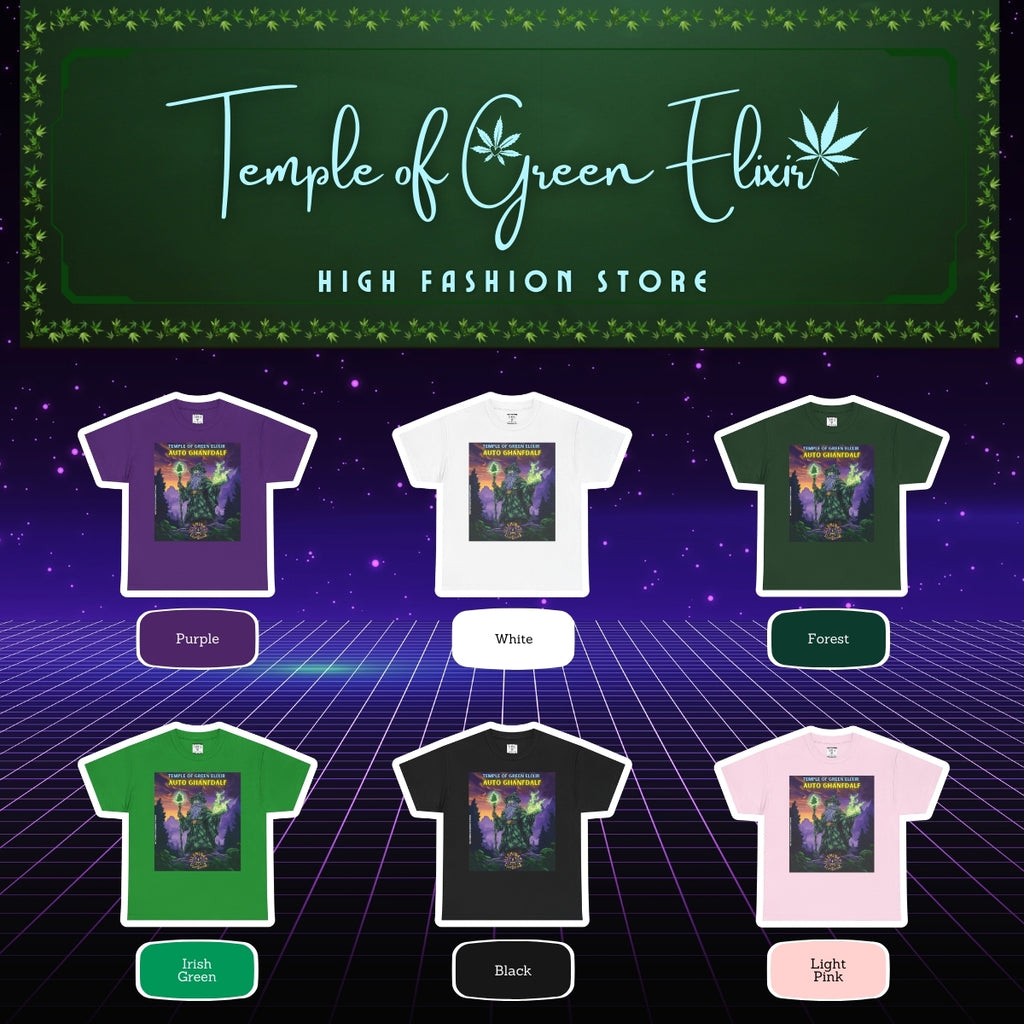 Tauche ein in eine synthwave-inspirierte Welt mit der Ghanfdalf T-shirt Kollektion von "Temple of Green Elixir". Dieses Bild präsentiert unsere sechs epischen Farbvarianten – Lila, Weiß, Waldgrün, Irischgrün, Schwarz und Hellrosa – vor einer stilisierten 80er-Jahre-Galaxie. Wähle die Farbe, die deine kosmische Energie am besten zum Ausdruck bringt, und reise mit uns durch Raum und Zeit. Eine Hommage an die Ära der Neonlichter und der unendlichen Möglichkeiten