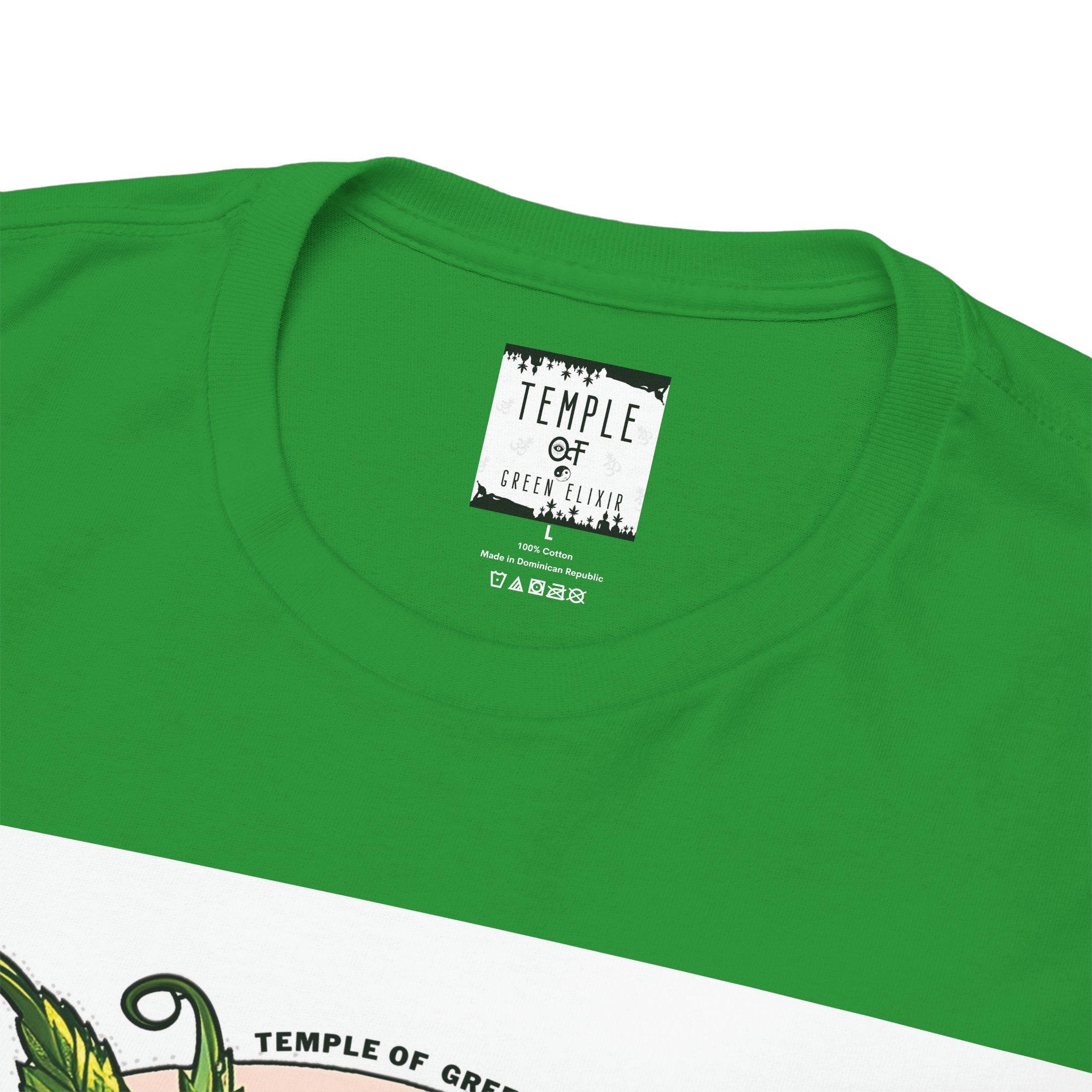 Temple of green Elixir Drucklabel in der innerseite von grünem Somango T-shirt